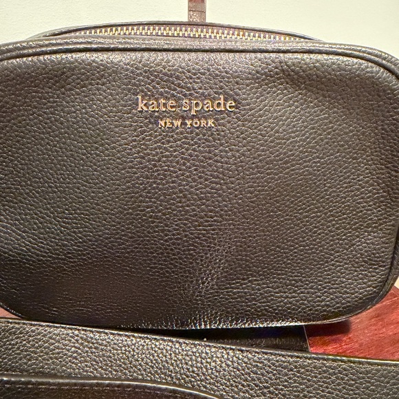 Kate Spade Astrid Medium Camera  Crossbody - Picture 2 of 7